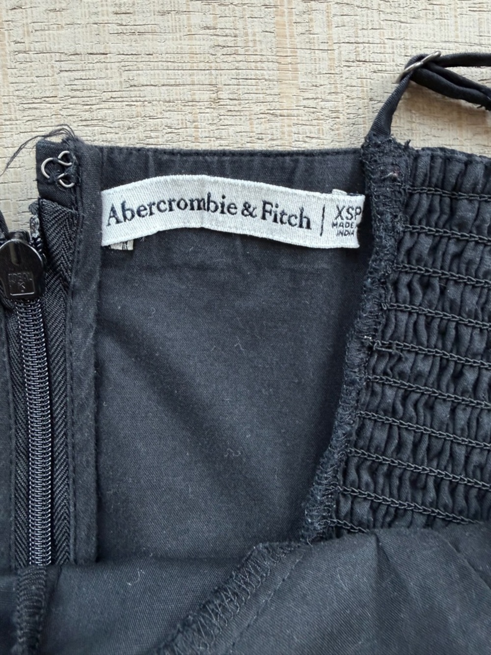 Abercrombie & Fitch Black V-Neck Spaghetti-Strap Dress - Picture 5 of 9